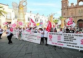 El Pleno advierte de que la central térmica del Puerto multiplicará por 12 la contaminación
