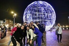 La gran bola de La Puntilla vive, ahora sí, su encendido oficial en Las Palmas de Gran Canaria