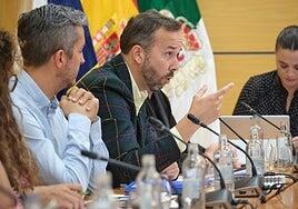 Las primeras guaguas eléctricas de Fuerteventura unirán la estación con el aeropuerto