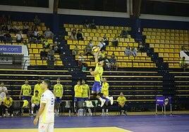 Nueva batalla de altos vuelos en Los Planos