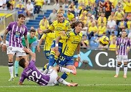 Balones a don Sandro Ramírez