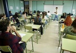 Canarias aprueba una OPE de 1.004 plazas en Educación y 700 en Sanidad