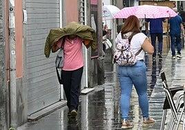 Ten a mano el abrigo y el paraguas: frío, lluvias ocasionales y posibles heladas hasta el jueves