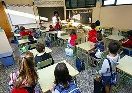 División por el refuerzo de la limpieza de los baños del colegio