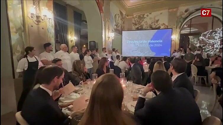 Las estrellas Michelin canarias cocinan juntas en el Santa Catalina por los afectados de la Dana