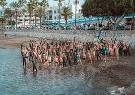 Elena Sarmiento y Martín Suárez triunfan en la Travesía Anfi Mogán Open Water