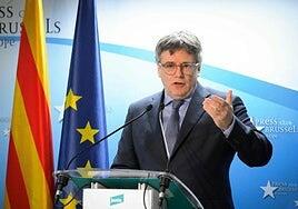 Puigdemont mantiene el órdago y llama a los suyos a estar «preparados» para la ruptura con el PSOE