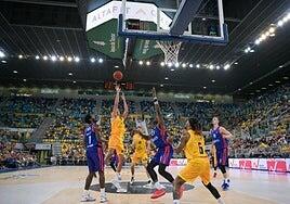 A por el liderato en Turquía