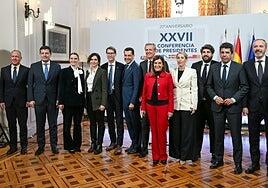 El PP, dispuesto a aguantar la presión de Vox con los anticipos electorales en la recámara