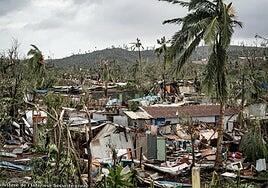 Canarios en Mayotte cuentan su situación tras el ciclón Chido: «Temíamos que nuestro edificio se cayera»