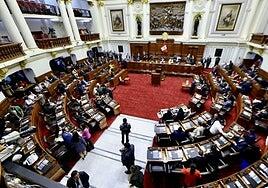 Escándalo en Perú por una presunta red de prostitución en el Congreso