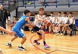 Cartel de lujo para el Clínic de Navidad de baloncesto del CD Heidelberg