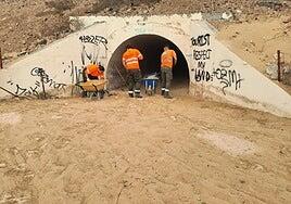 Para afuera con la arena en vías y túneles de Costa Calma