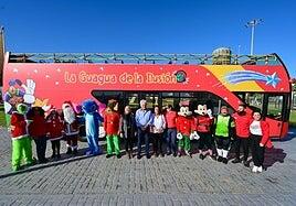 La Guagua Turística más solidaria por Navidad
