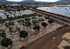 Las fuertes lluvias causan cortes de carretera e inundaciones en Fuerteventura