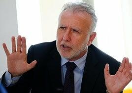 El PP ve a Torres «abrasado» por la trama corrupta y el Gobierno canario pide explicaciones