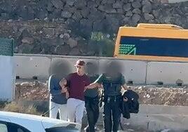 Detienen a un sospechoso por el asesinato a puñaladas de un joven de 25 años en Corralejo