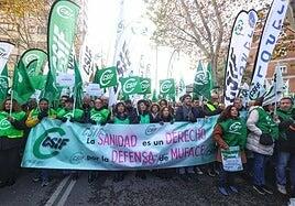 DKV también se plantea abandonar Muface y dejar sin seguro médico a otros 200.000 funcionarios