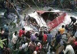 Más de 70 muertos al caer un camión a un río en Etiopía