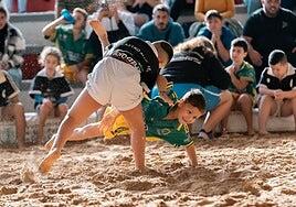Éxito de participación en el II Torneo de Navidad de Escuelas de Lucha Canaria