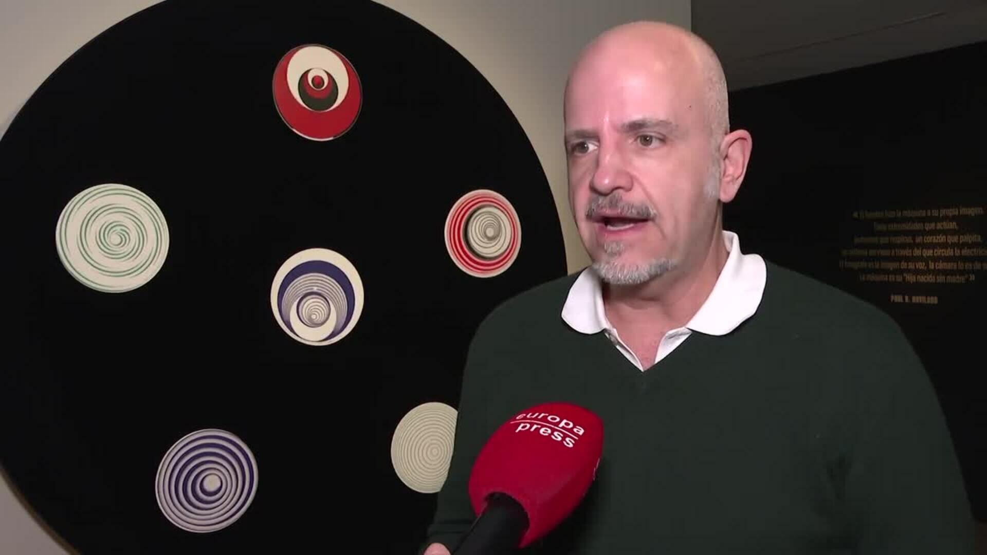 Una exposición en Fundación Canal muestra "la influencia de la máquina en el surrealismo"