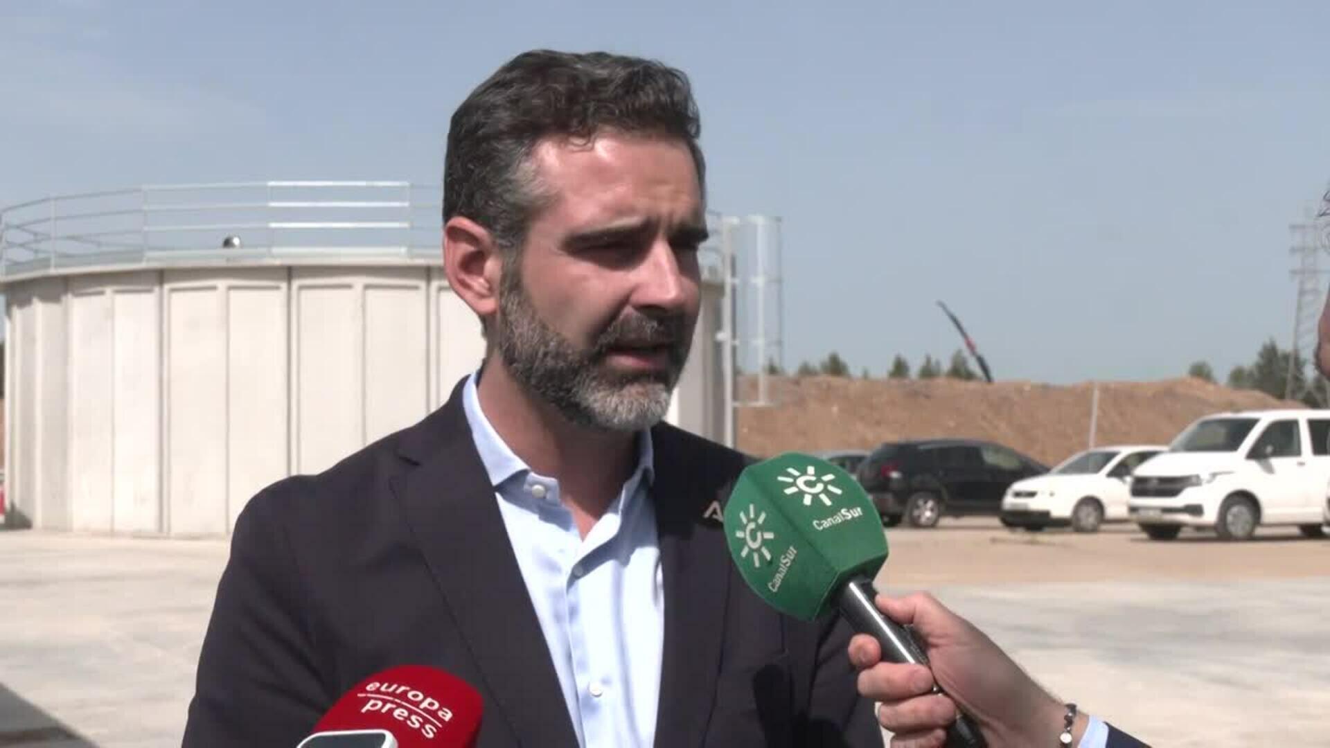 La Junta asegura que Andalucía está preparada para importar agua en barcos como último recurso