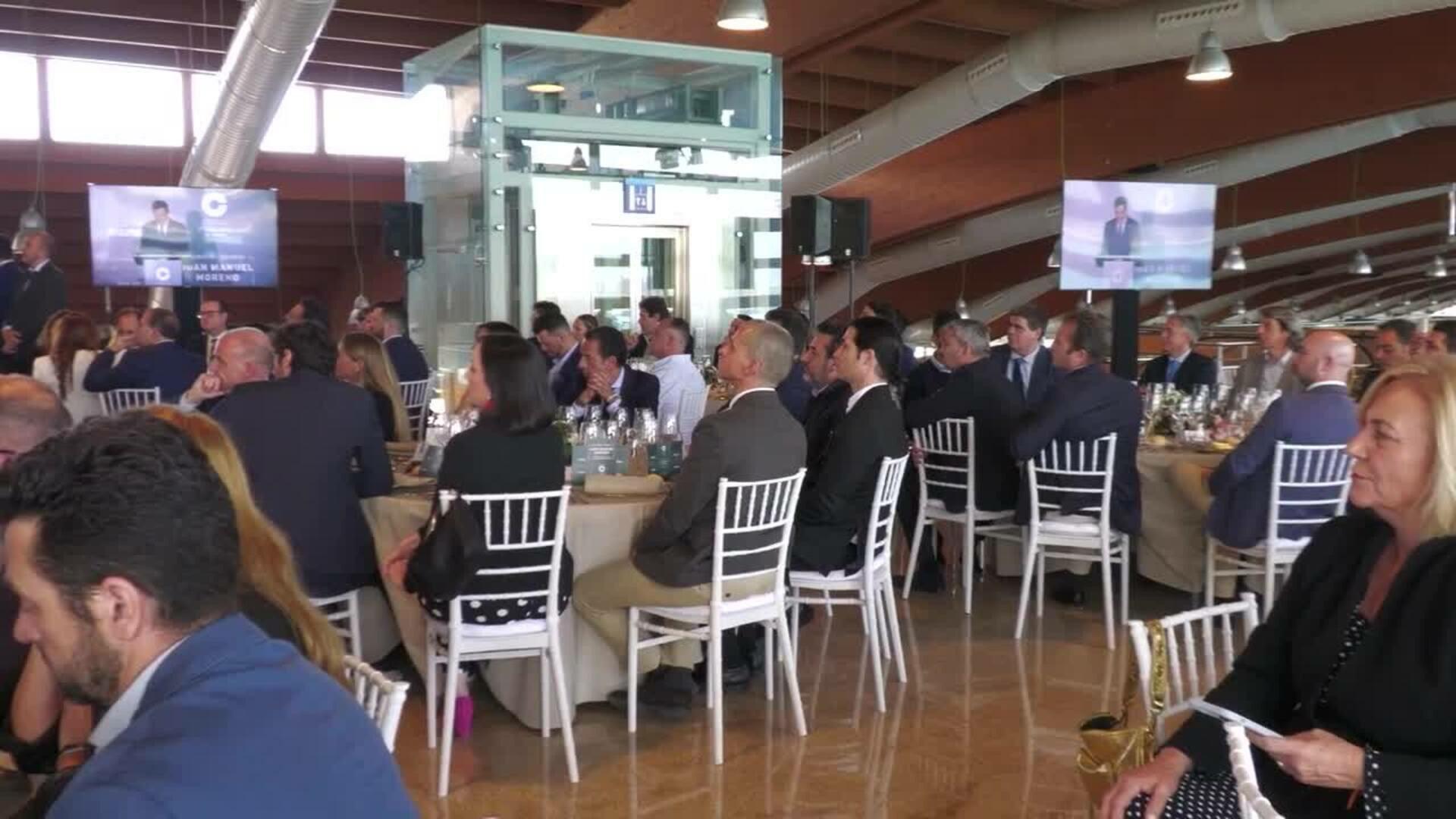 Moreno defiende la apuesta de Andalucía por rebajar la burocracia