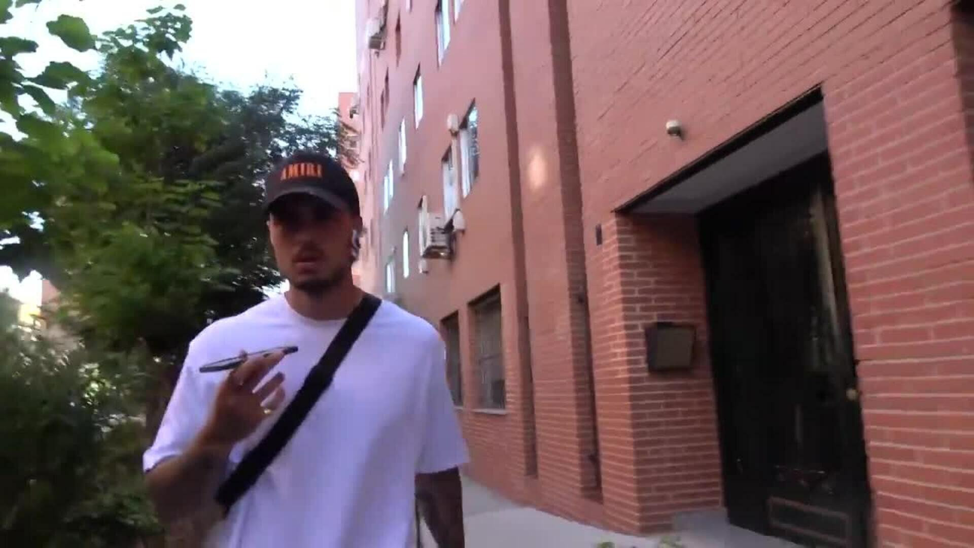 Carlo Costanzia, molesto, aclara su incidente con la prensa y un yogurt en la casa de Alejandra