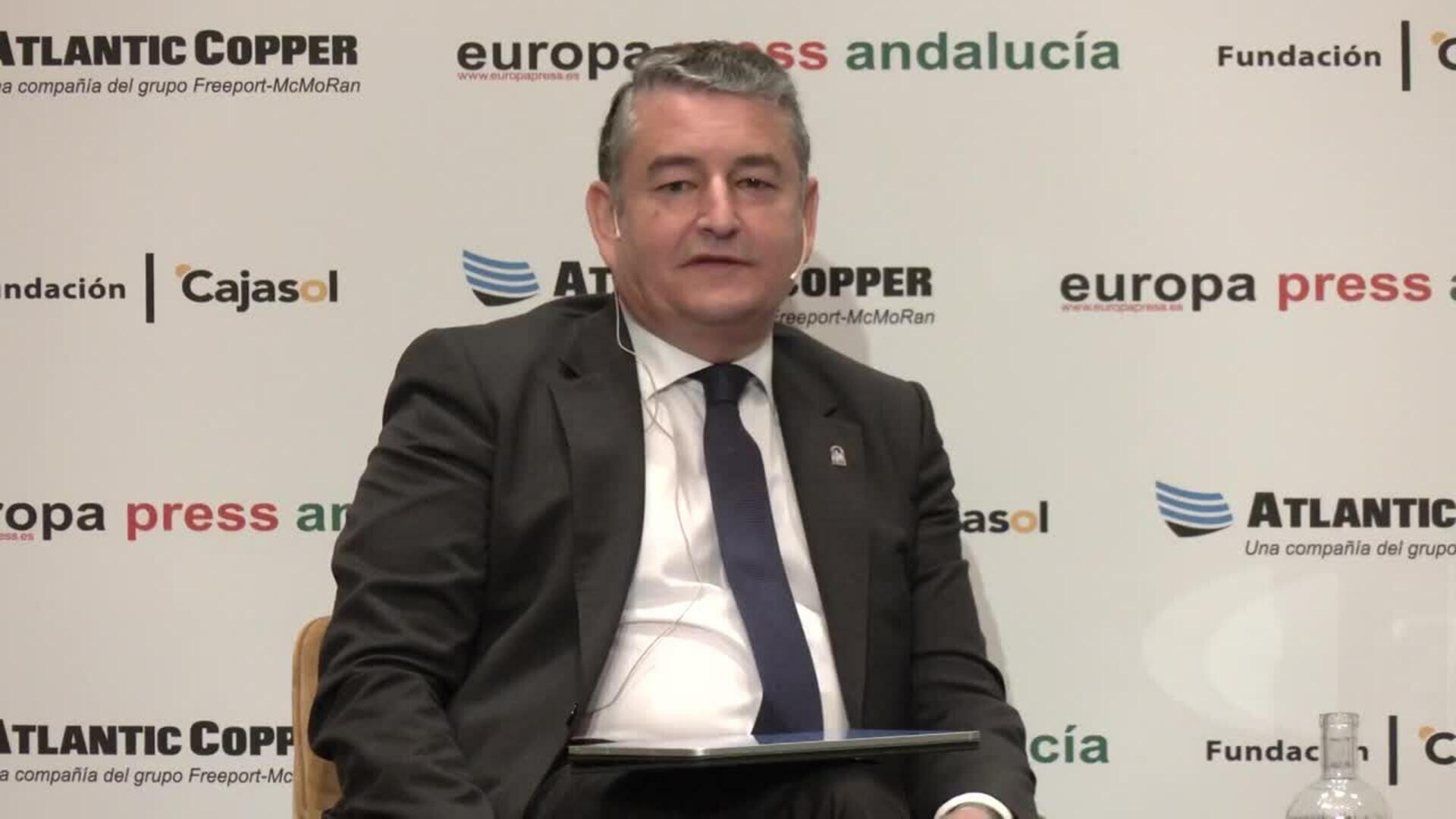 Sanz no se pronuncia sobre la remodelación de la Junta: "Le doy el teléfono del presidente"