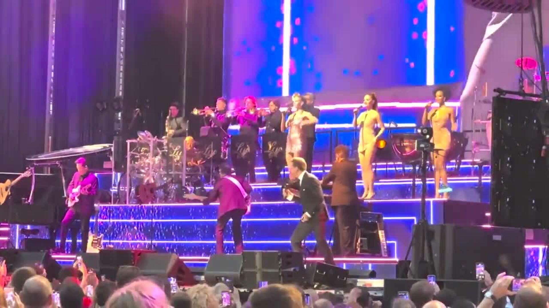 Luis Miguel revoluciona Sevilla con su música