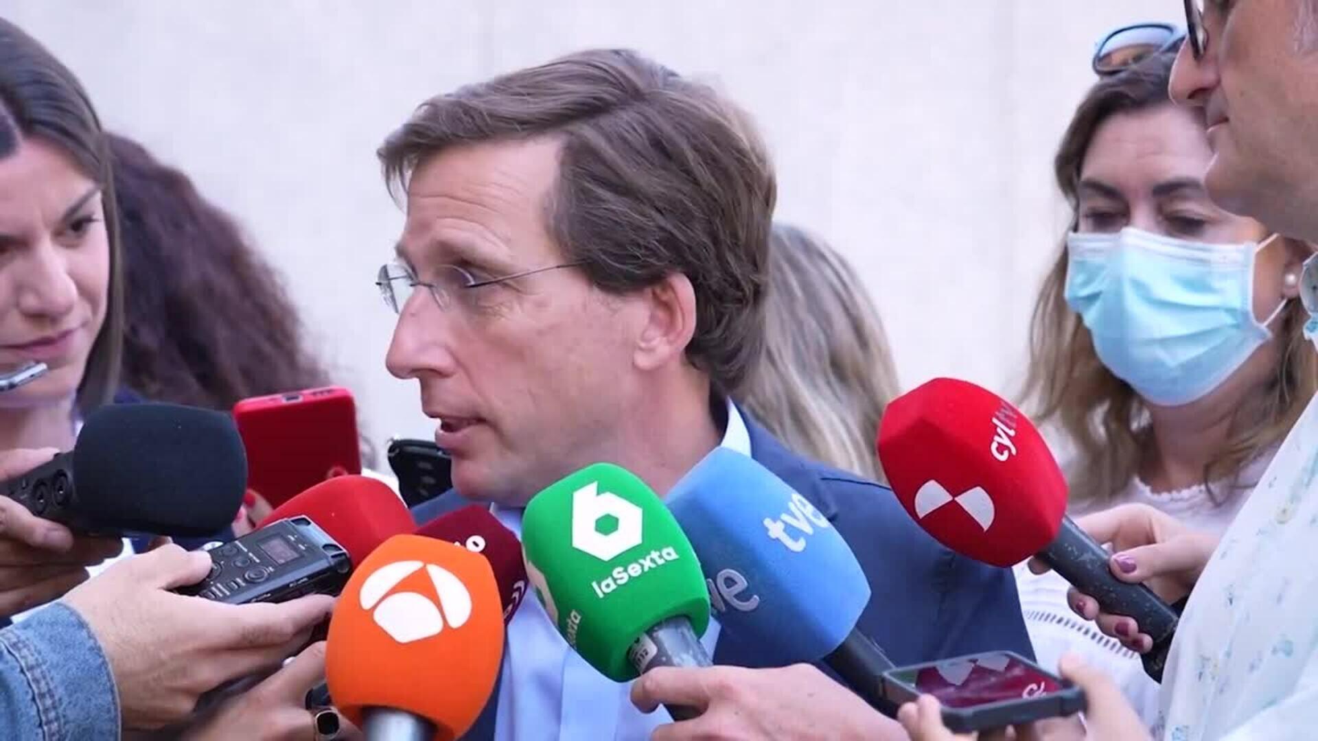 Almeida ultima con TVE la emisión de la Eurocopa en grandes pantallas por la ciudad