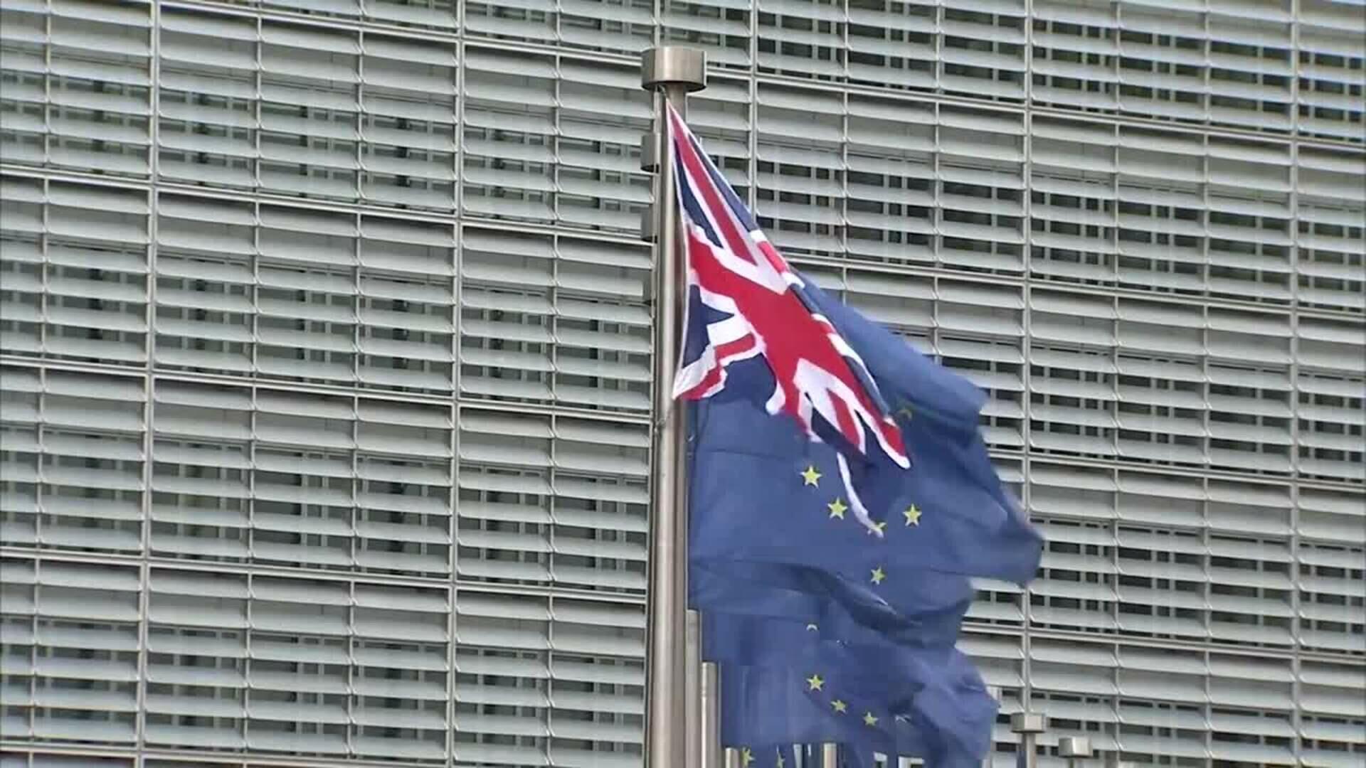 Los laboristas logran una aplastante victoria en las elecciones con 410 escaños, según sondeos