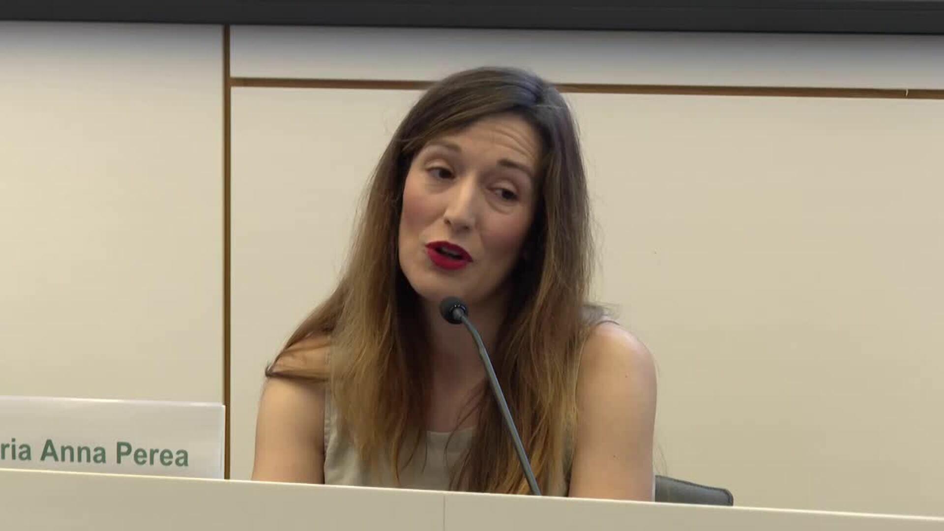 La primera bebé por in vitro en España cumple 40 años