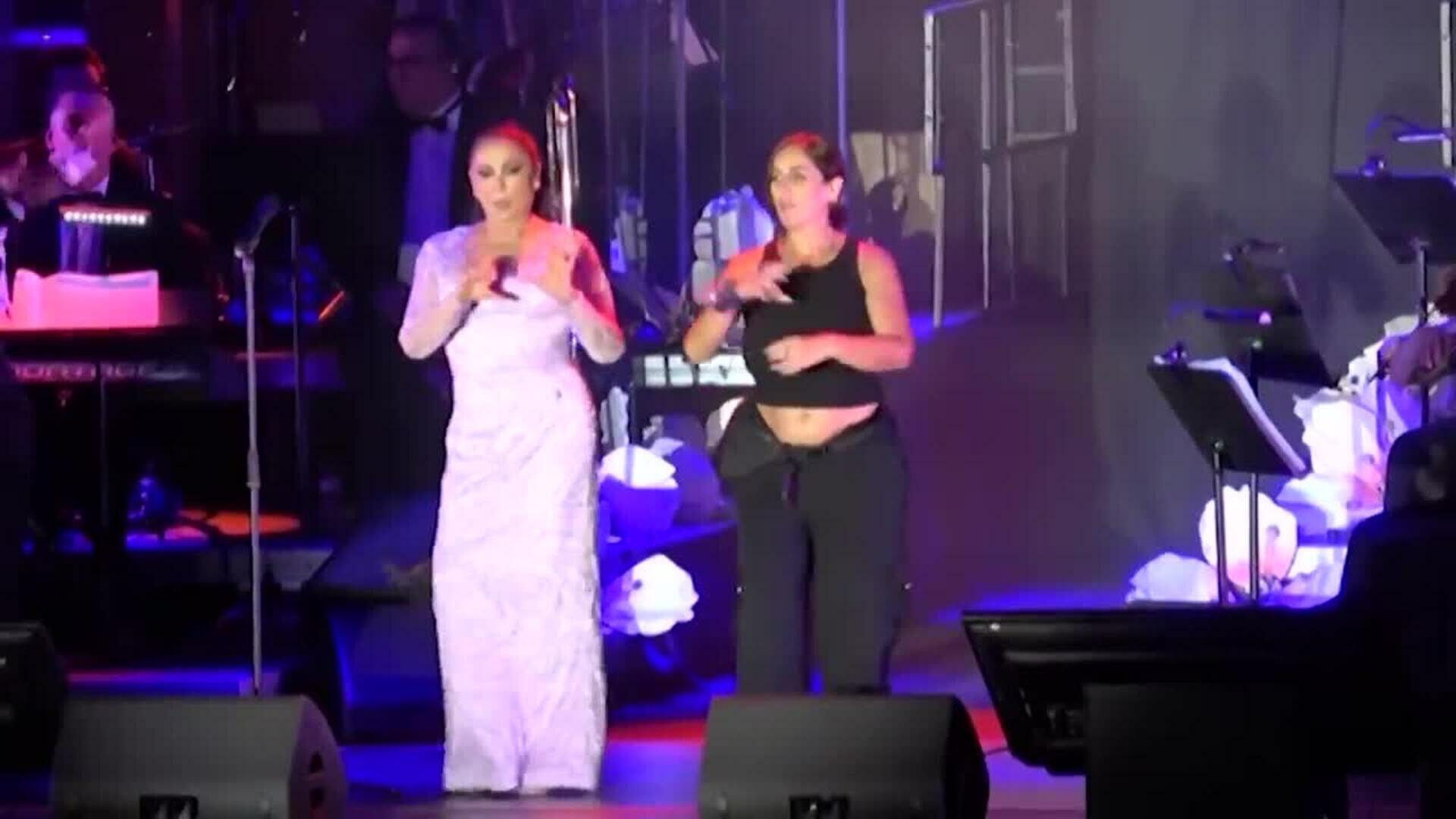 Anabel Pantoja se enfrenta con una sonrisa a la demanda de paternidad de su supuesto hermano