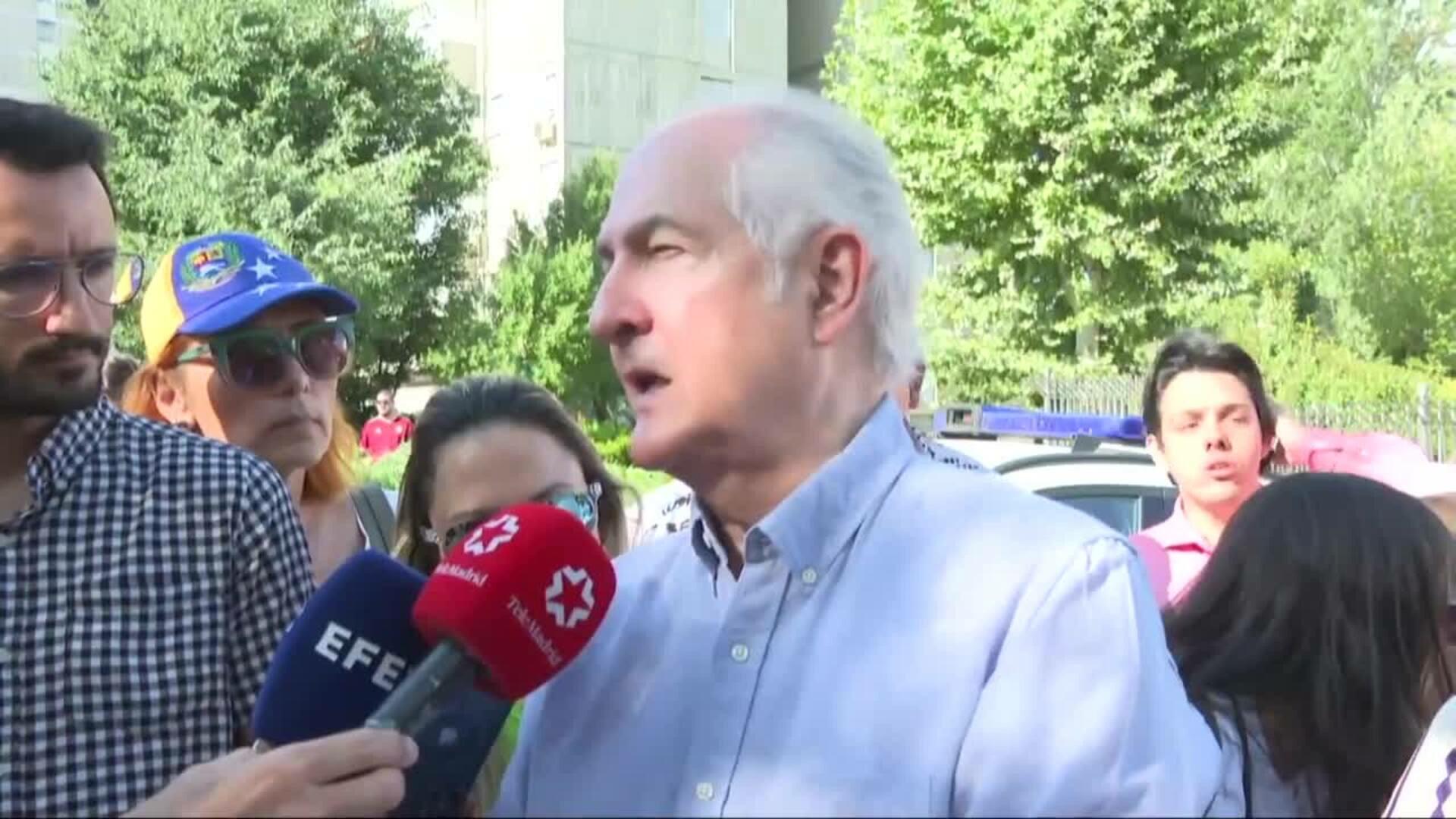 Miles de venezolanos están llamados a las urnas este domingo