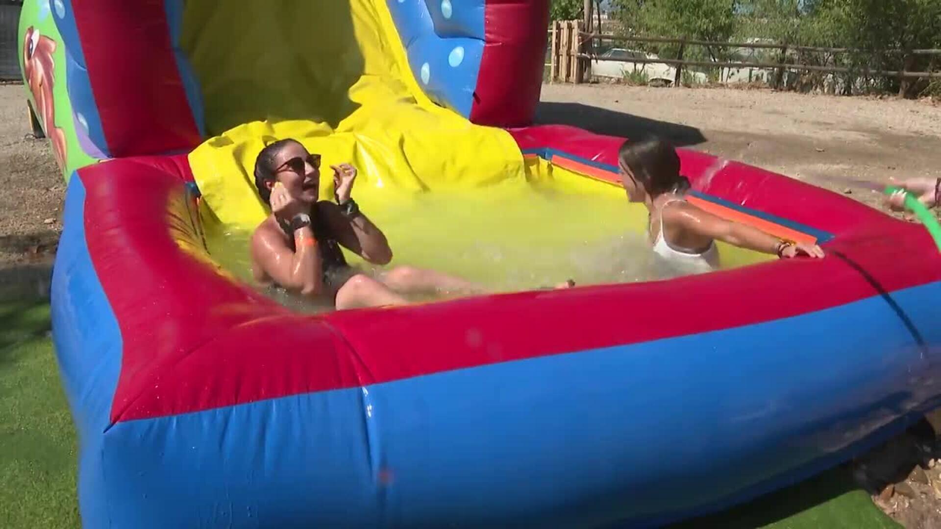 Madrid ofrece un "tardeo" con tobogán hinchable y fiesta de la espuma "para todos los públicos"