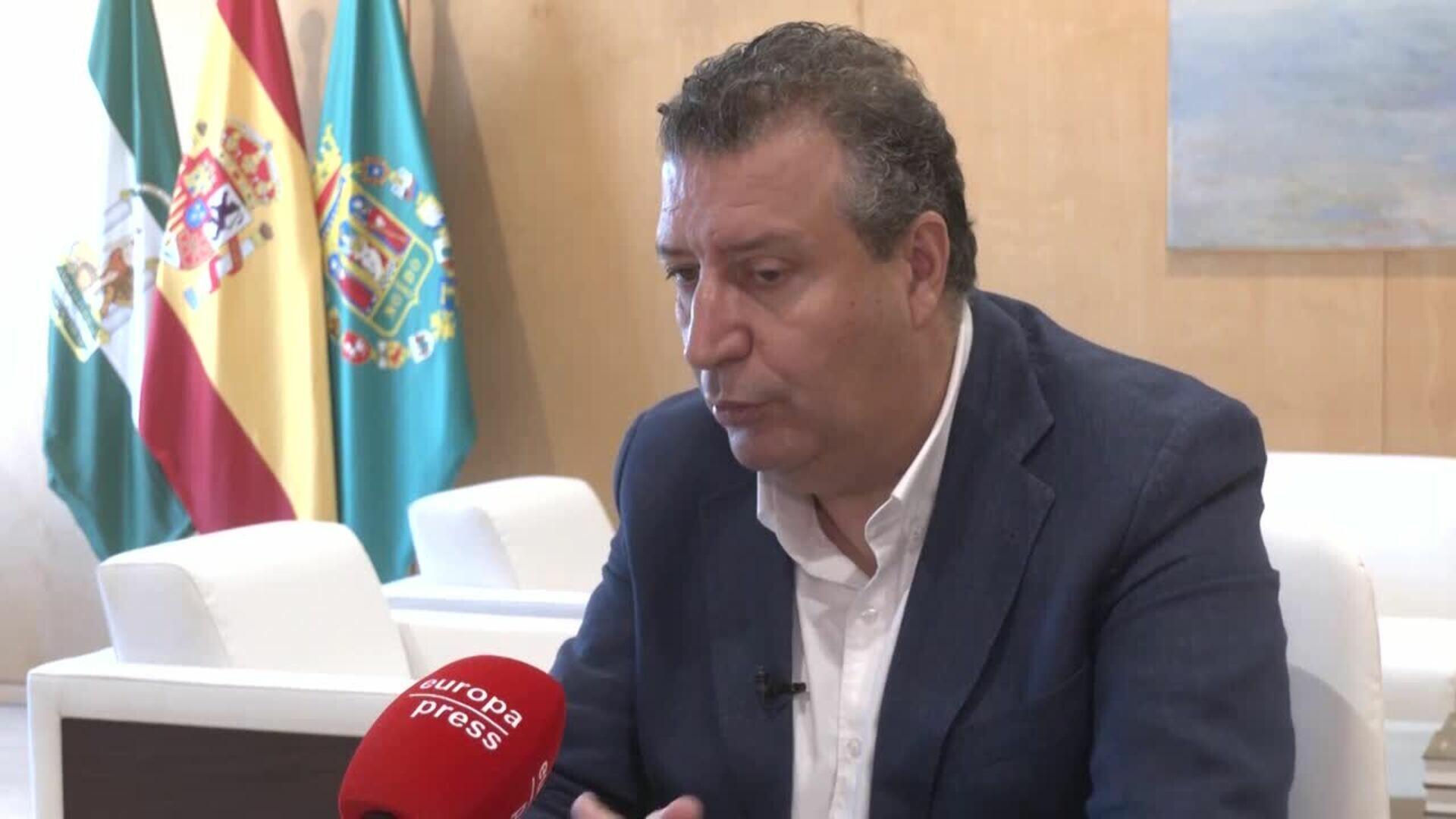 Fernández defiende el rol de la Diputación como "altavoz" contra el "deterioro" de la sanidad