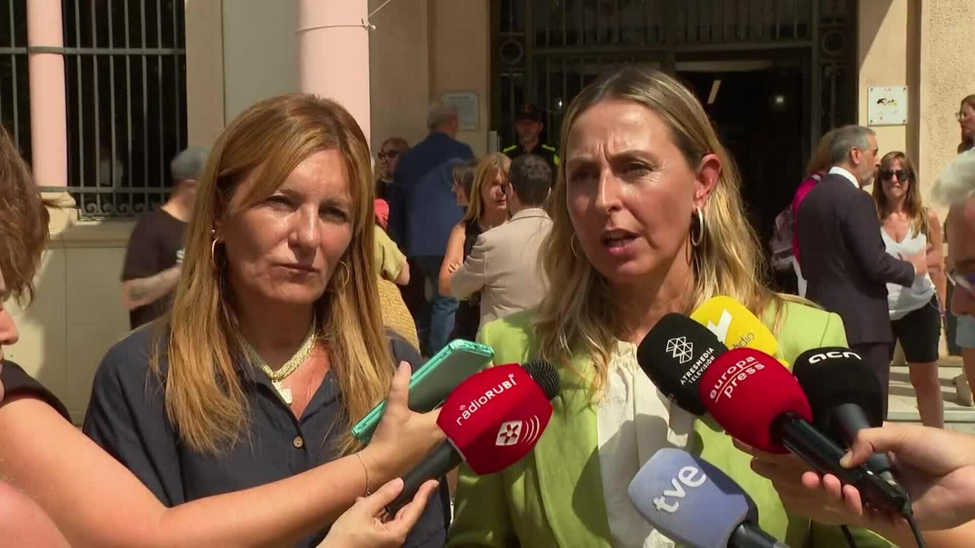 Rull, Prieto y Menor recuerdan en Rubí (Barcelona) a las víctimas del doble crimen machista