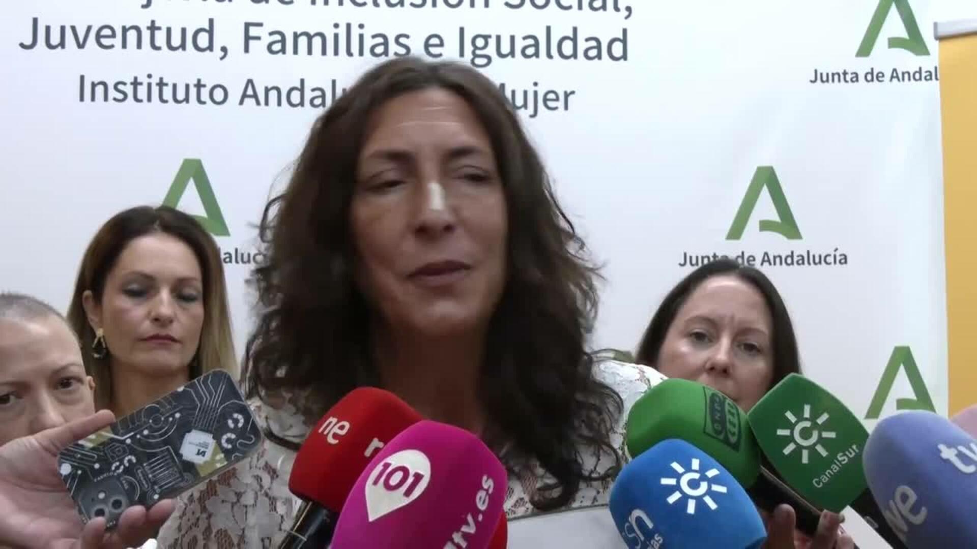 Las andaluzas víctimas de violencia de género podrán pedir ayuda en las farmacias