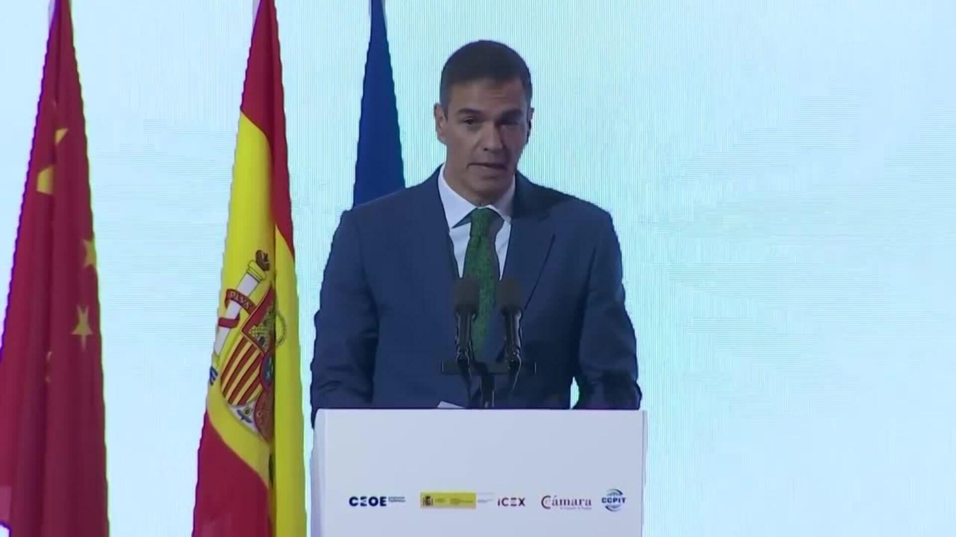 Sánchez destaca el crecimiento económico de España para atraer inversiones chinas