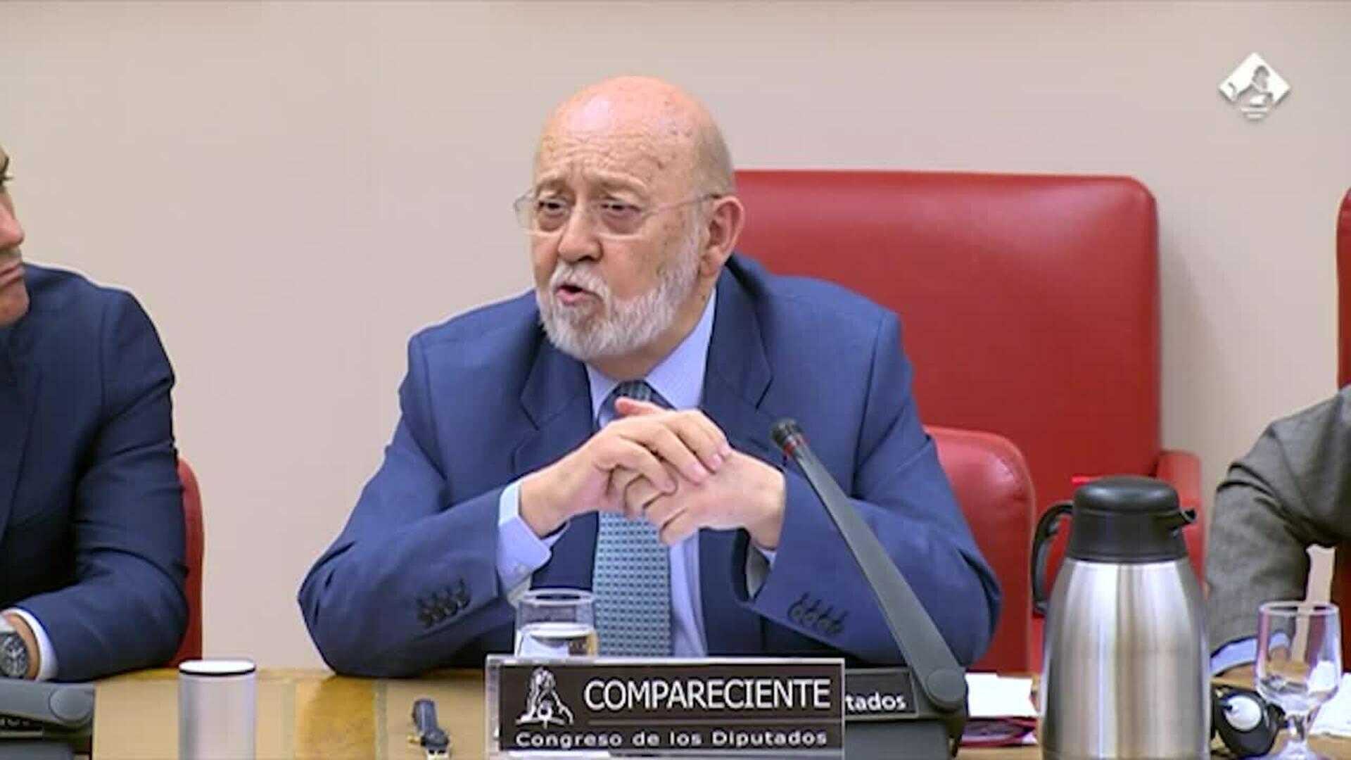 Tezanos ve "fetichismo" en las críticas del PP al CIS y las enmarca en "enfados"