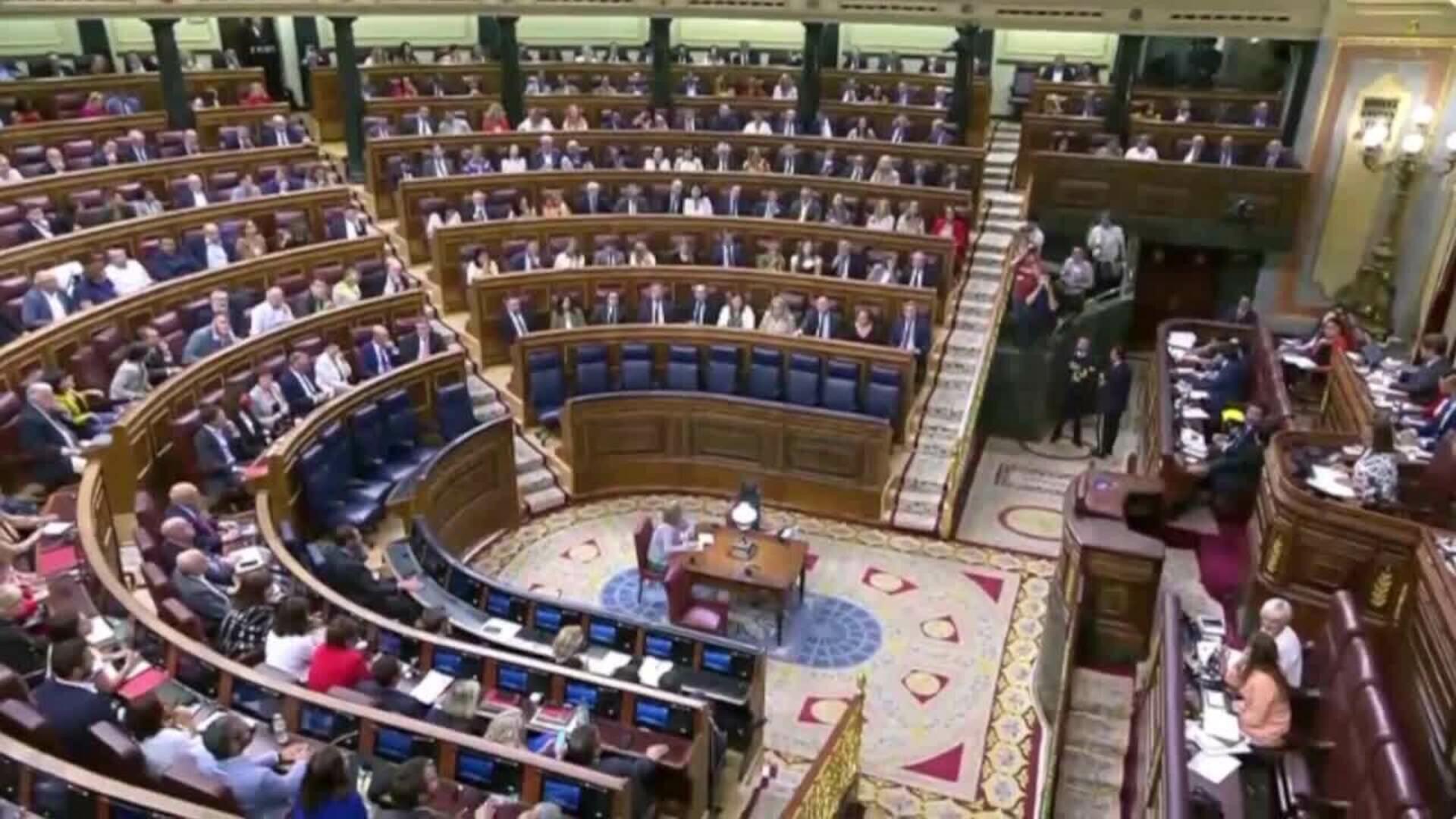 El PSOE y Puigdemont se reúnen en Suiza para tratar de reconducir las relaciones