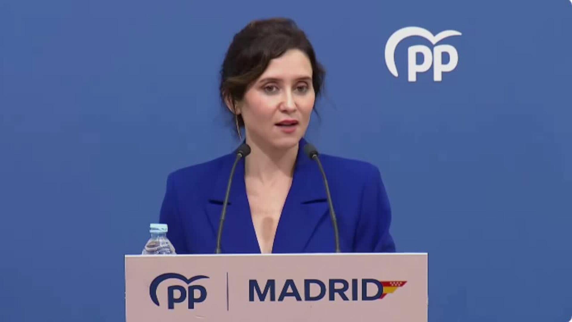 Ayuso define al PP como "defensor de la democracia" ante un Maduro que les insulta