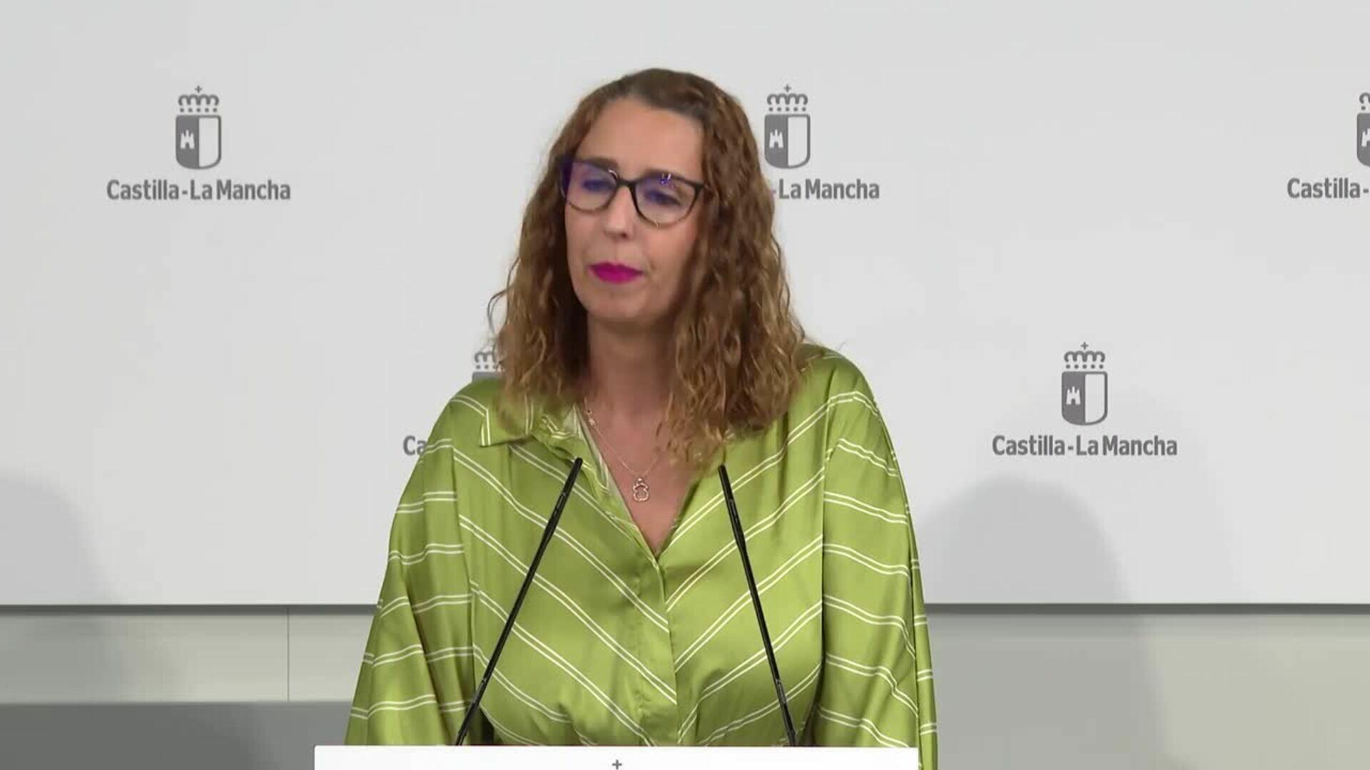 La Puebla de Almoradiel revisa el polémica cartel que tachaba de "abnegada" a la mujer rural