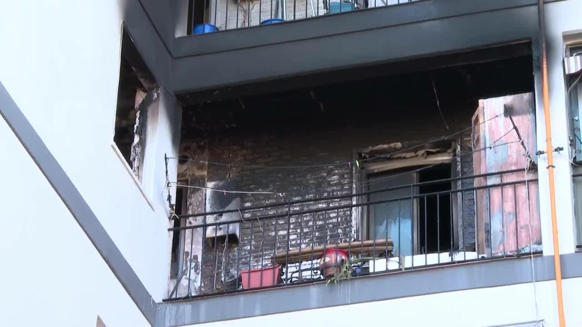 Controlado un incendio causado por un patinete que deja 11 asistidos por humo en Valencia