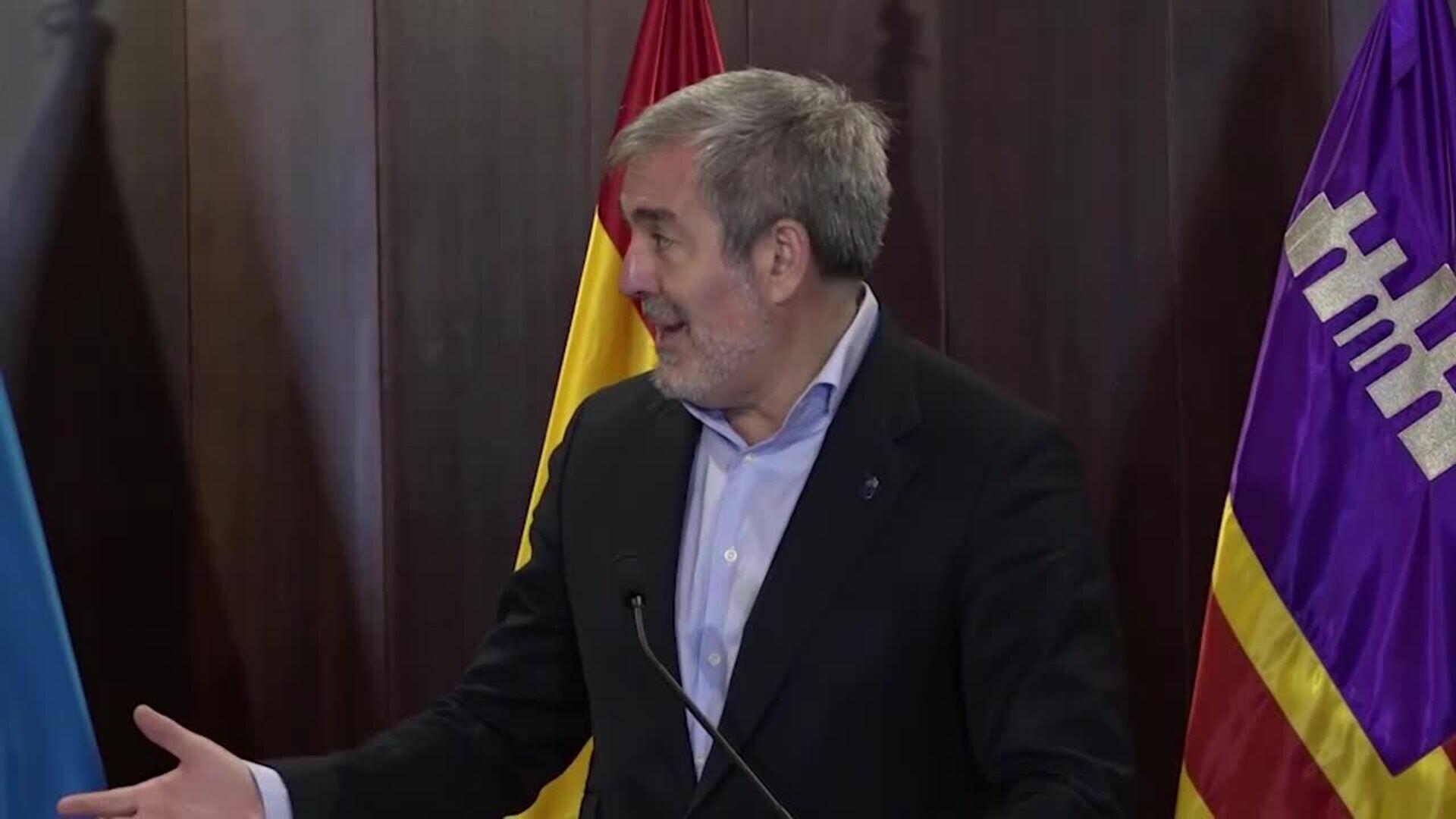 Canarias y Baleares reclaman "coordinación" al Gobierno para afrontar la crisis migratoria