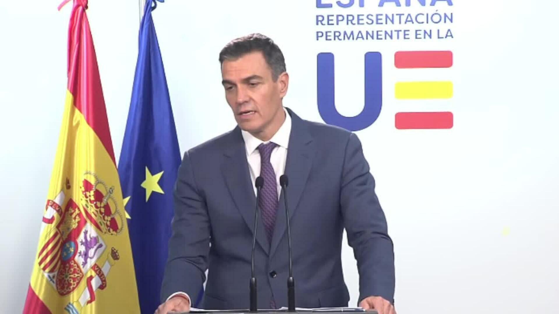 Sánchez rechaza de plano los centros de deportación