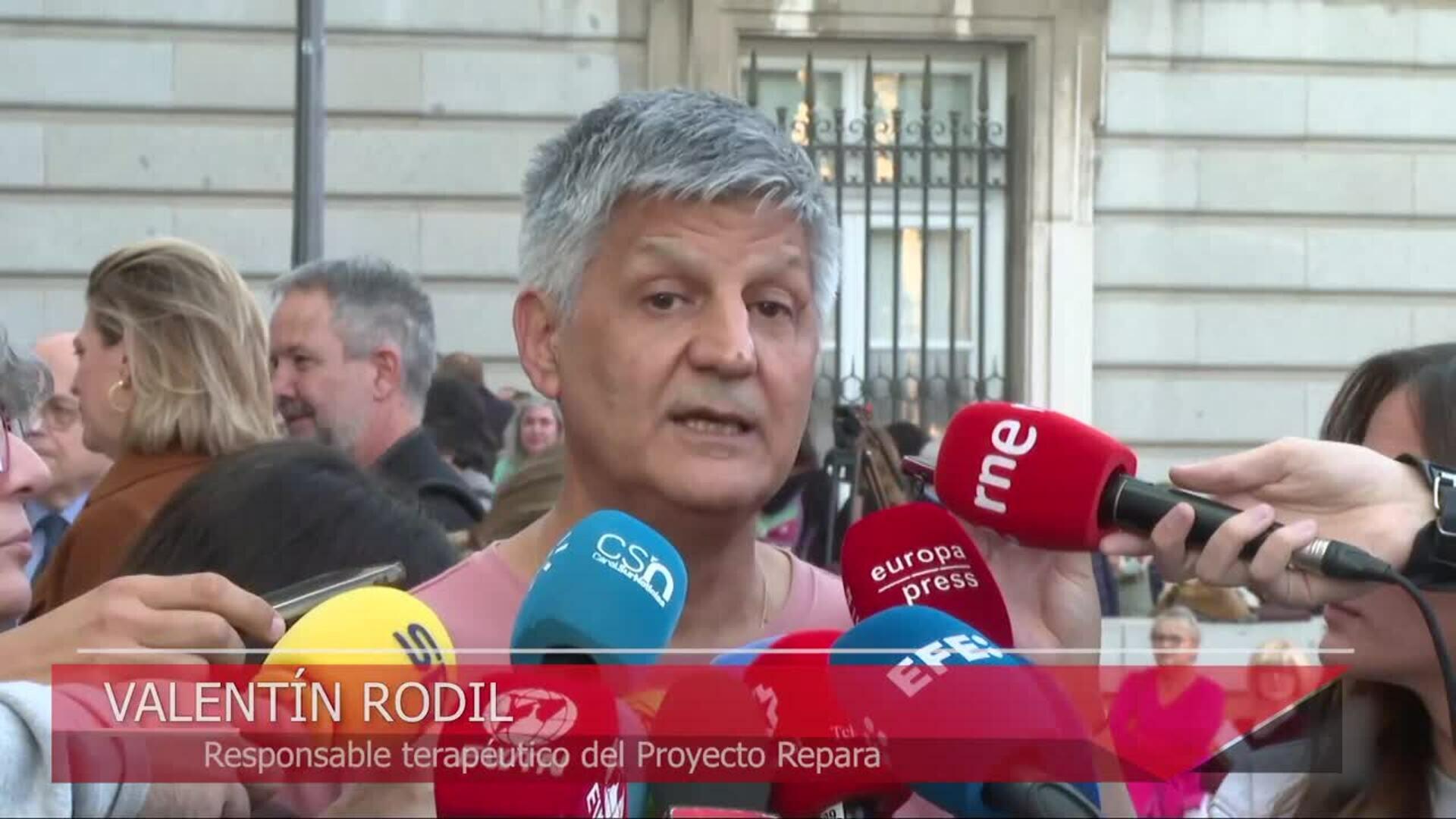 Arzobispo de Madrid defiende el acompañamiento a víctimas de abusos en la Iglesia y pide perdón