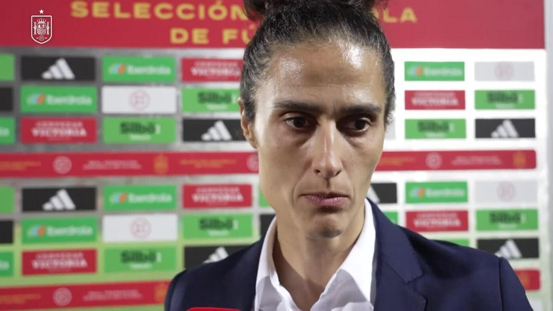 La selección femenina de fútbol "trabajará" por una mejora tras su partido contra Italia