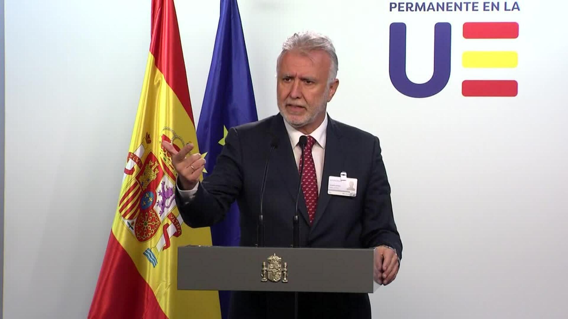 Torres espera retomar "pronto" las negociaciones con el PP sobre el reparto de menores